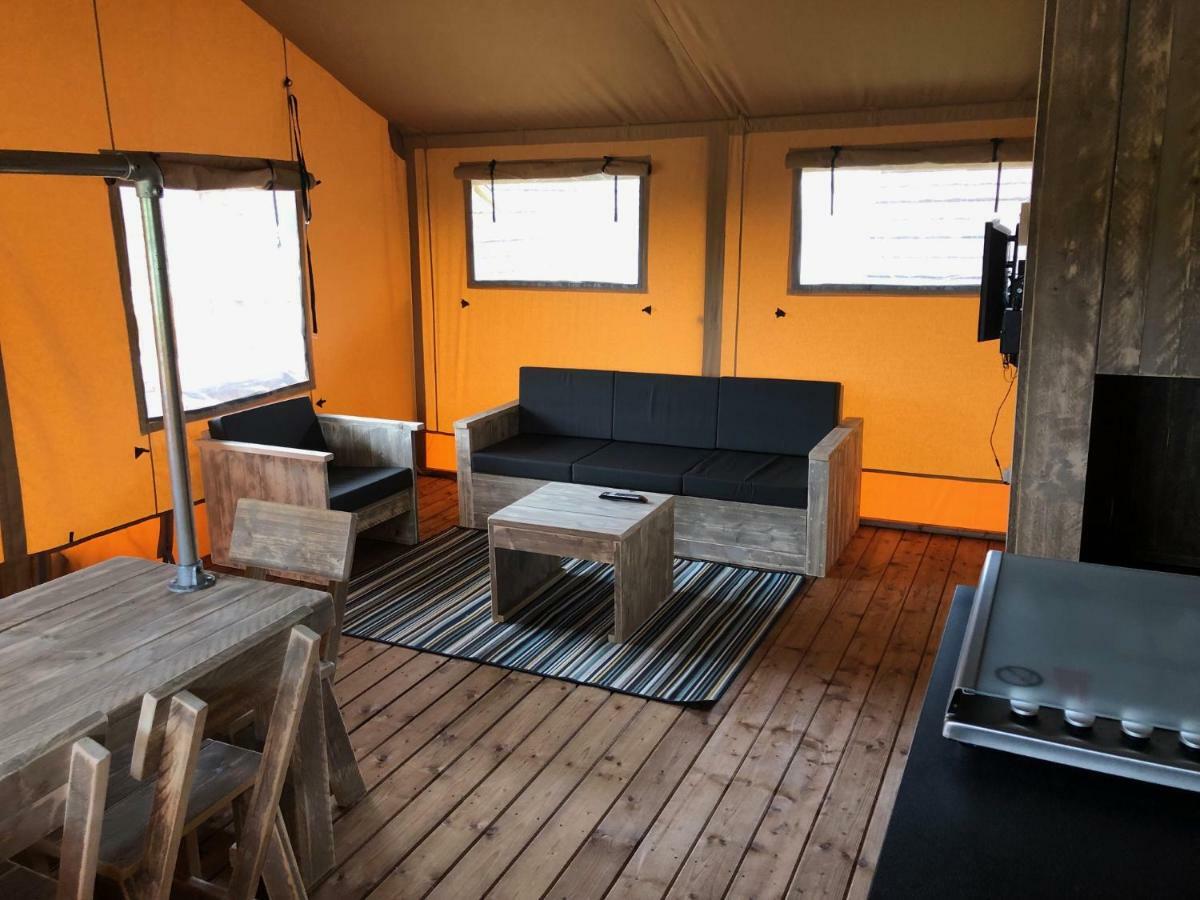Camping Ginsterveld ブールグ・ハームステーデ エクステリア 写真