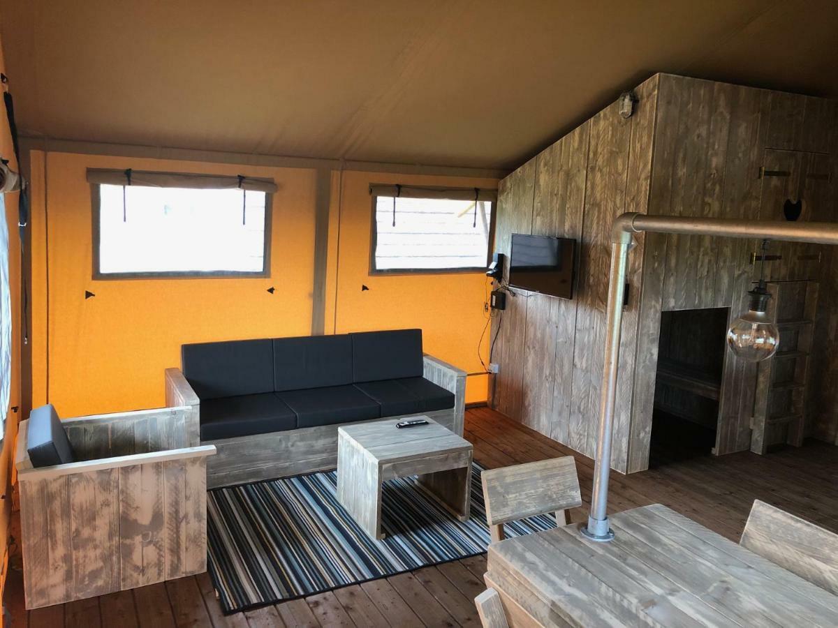 Camping Ginsterveld ブールグ・ハームステーデ エクステリア 写真